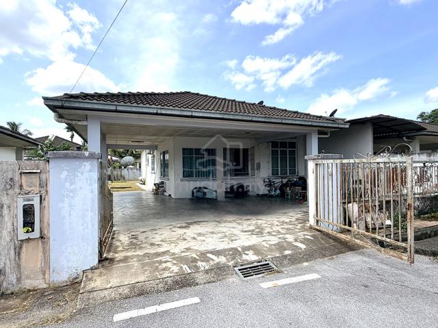 SEMI D Setingkat, BATU 12 1