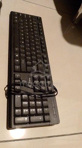 Apple green keyboard  - photo 3 of 4