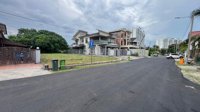 [Mark Down Price] Banglo Lot for OwnStay/Investment 2