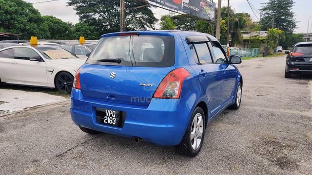 Suzuki Swift 1.5L Premier Keyless (A) Kedai Loan - 4