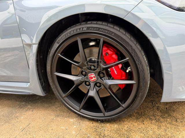 2024 Honda CIVIC 2.0 TYPE R FL5 GRADE 5A JAPAN SPE - 4
