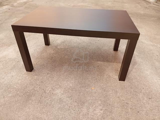 Table - photo 2 of 3