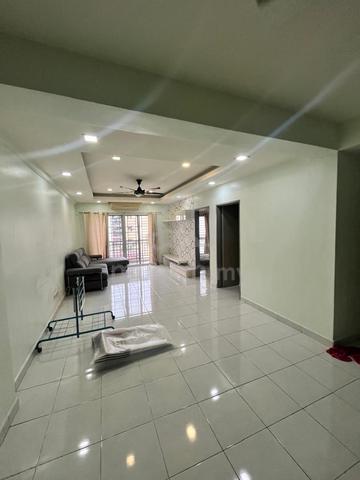 Green Suria Apartment 1