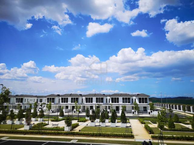 Facing Garden 4Rooms Graham Eco Grandeur Puncak Alam Gated Guarded 1