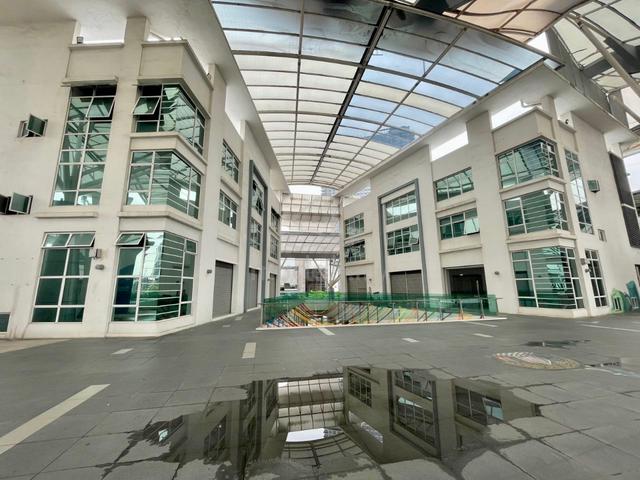 [Office near mrt station] The atmosphere, seri kembangan 1