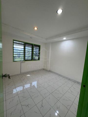 Vista Condominium 1