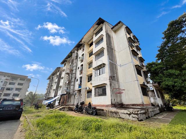 Flat PKNS Seksyen 24 Shah Alam 1