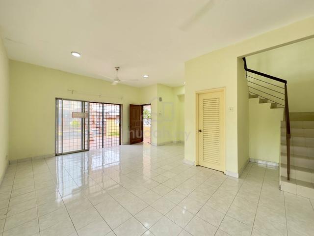 RARE CORNER LOT 2-Storey Terrace Taman Bukit Subang U16 Shah Alam 1