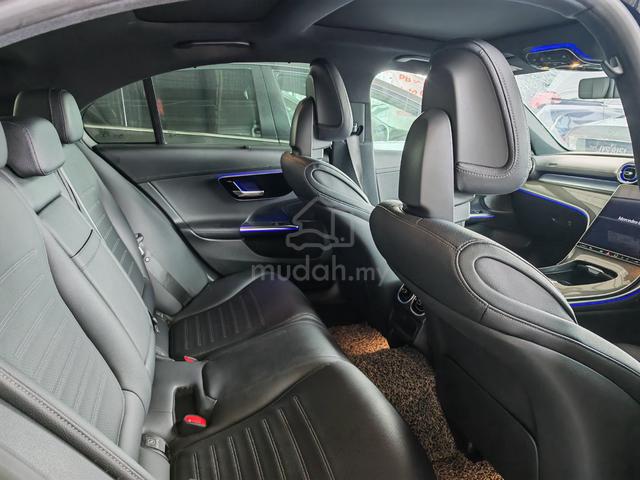 2023 Mercedes Benz C300 AMG LINE-Full Service Mers - 5