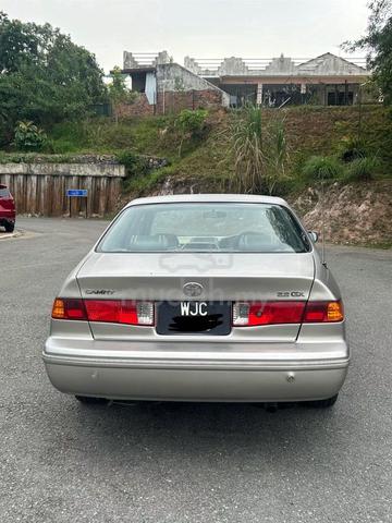 2001 Toyota CAMRY 2.2 GX (A) - 4