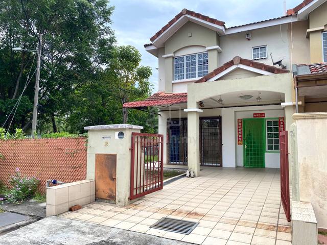 CORNER LOT 2 Storey Taman Putra Prima, Puchong 1