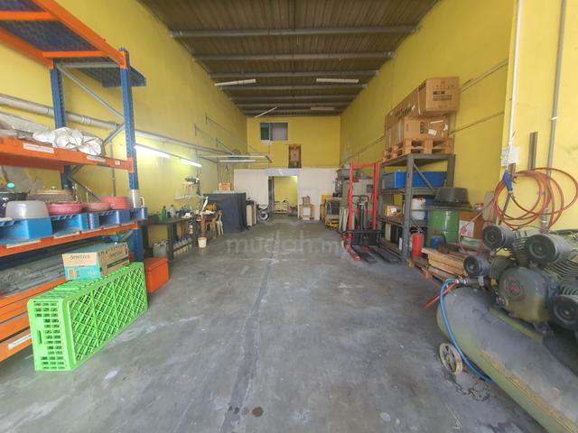 FREEHOLD Balakong 1.5 sty factory for sale 1