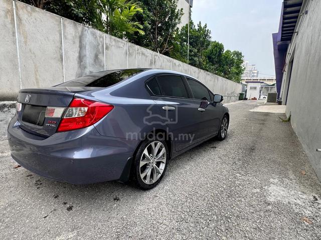 2015 Honda CIVIC 2.0 S FACELIFT 4 new Tyre - 2