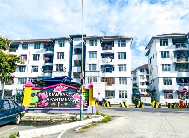 Kiambang Apartment 1