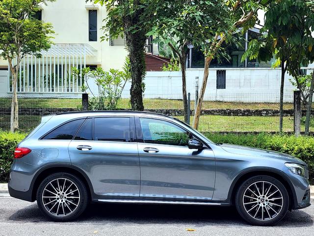 Mercedes Benz GLC250 2.0 AMG 4MATIC FULON 1 OWNER - 3