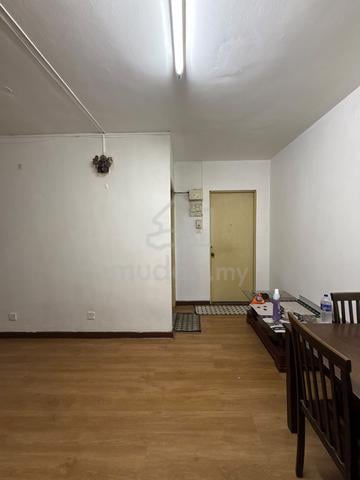 Flat PKNS Seksyen 24 Shah Alam 1