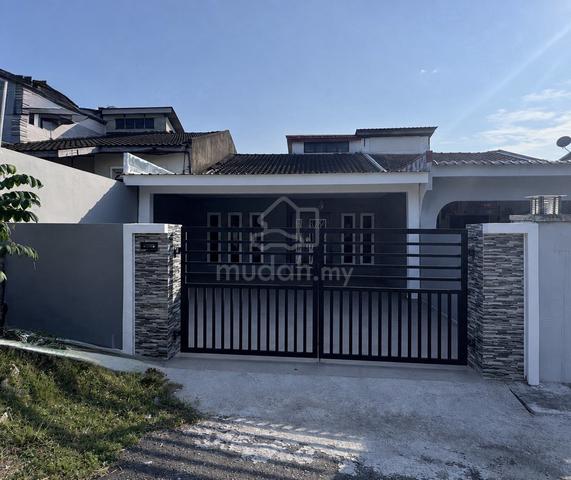 Single Storey 4 Bedrooms Taman Sri Amar Majidee JB 1