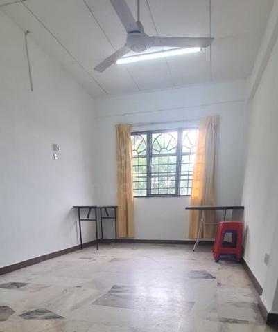 Flat PKNS Seksyen 7 Shah Alam 1