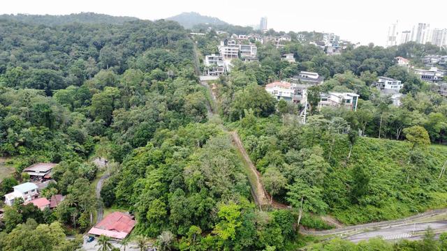 (Freehold, Tepi Jalan)Tanah Pembangunan 1.25 Ekar Kg Sg Penchala, KL 1