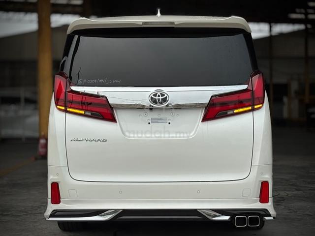 Toyota Alphard 2.5 SC Full Spec | 8 Yrs Warranty - 2