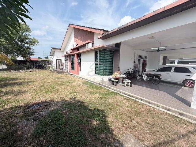 [MURAH! RENOVATED] CORNERLOT Semi-D Setingkat Ketapang Mualim 1 Pekan 1