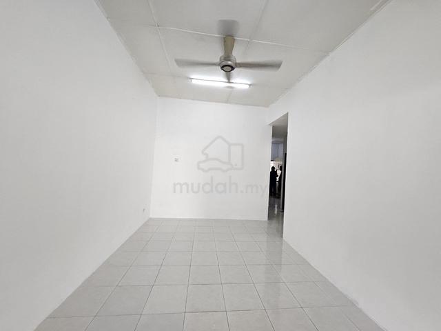 For Sale Single Storey Terrace Taman Seri Mewah, Meru Klang 4