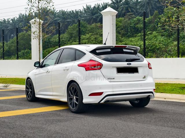 2016 Ford FOCUS 1.5 SPORT Auto Park Car King F/Lo - 4
