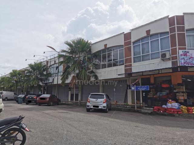 Kedai Dua Tingkat DI Bandar Temerloh 1