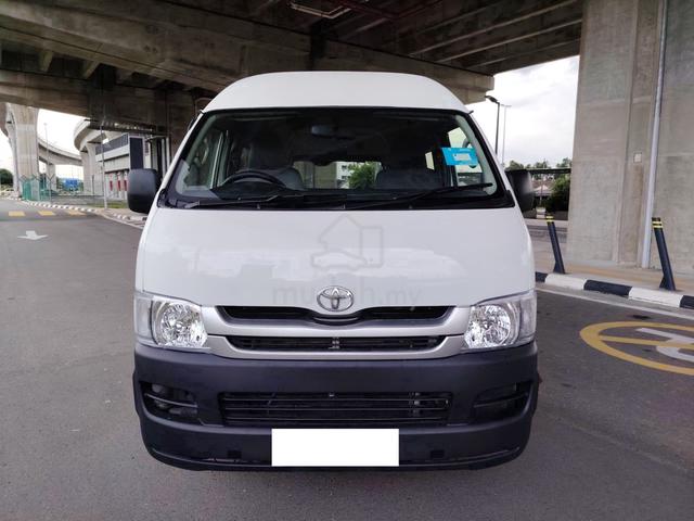 2009 Toyota Hiace 2.5 (M) High Roof Window Van - 2