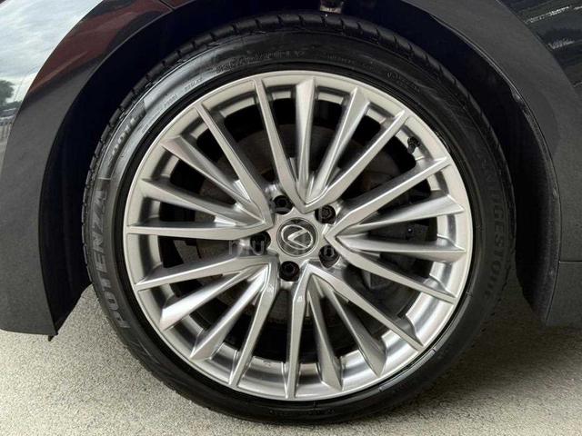 *16070KM Black Seat* ✨2023 Lexus IS300 VERSION L✨ - 5