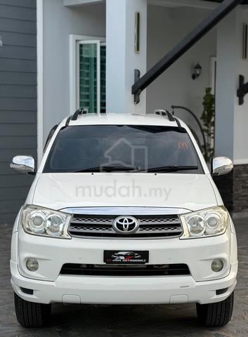 2010 Toyota FORTUNER 2.5 G TRD SPORTIVO - 5
