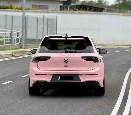 2022 Volkswagen GOLF 2.0 GTI (A) Sporty Car - 3