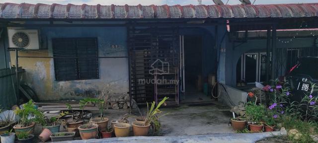 Rumah Rakyat Pantai Jalan Jelebu 1