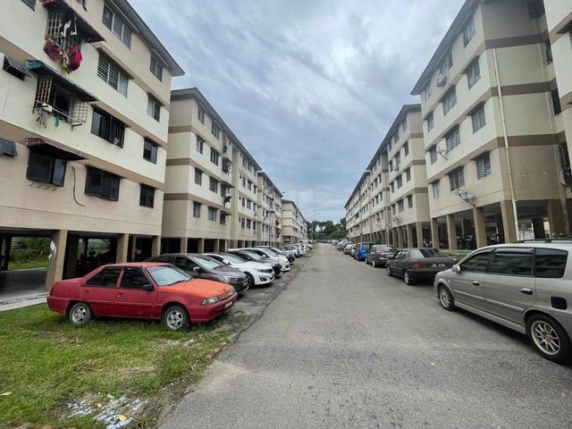 Rumah Pangsa Akasia 1