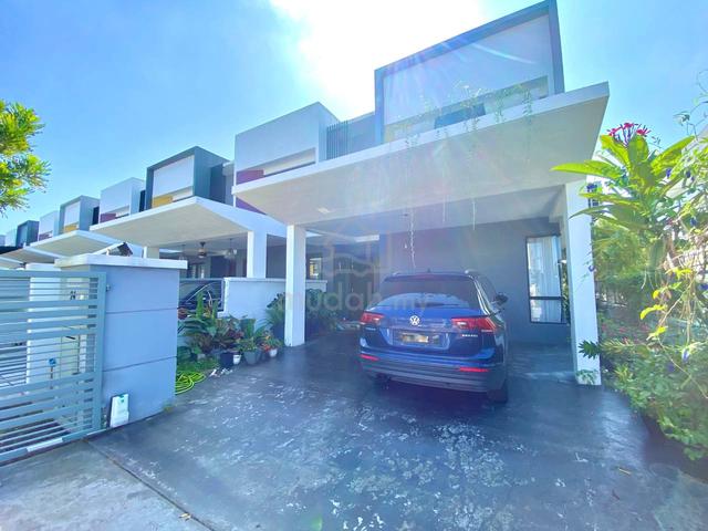 End Lot Dahlia Clover Double Storey Terrace, Seksyen U12 Shah Alam 1
