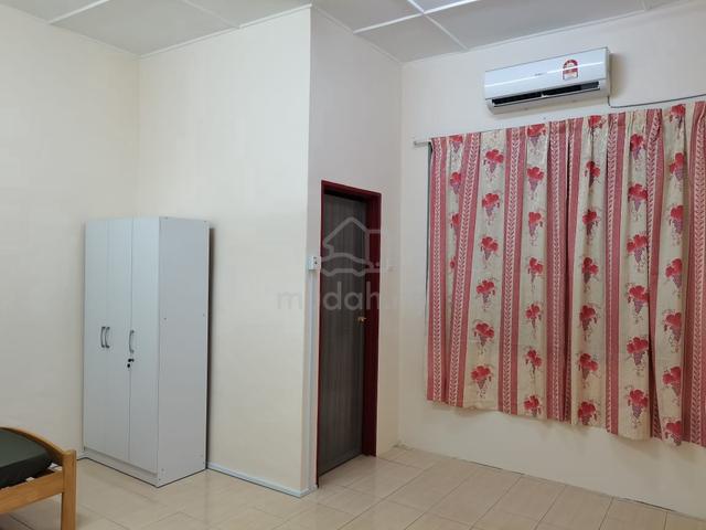 Master Room for Rental at Taman Bukit Kelisa, Seremban 1