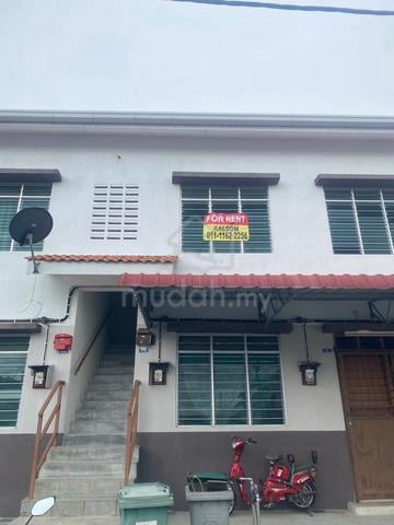Untuk DiSewa Rumah Town House Taman Tanjung Minyak Perdana 1