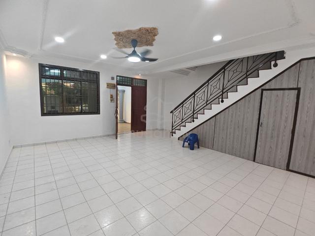 Taman Bukit Indah / 2 Storey Terrace House / For Rent / Tuas / Jb 1