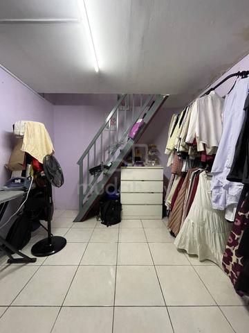 Freehold Facing Open End Lot Fully Renovated 1st Storey Kapar Selangor 3