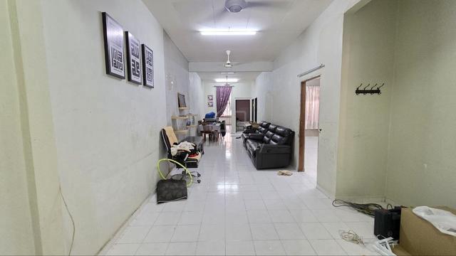 [Fully Renovated] Teres Setingkat di Taman Seri Mahkota Aman, Kuantan 1
