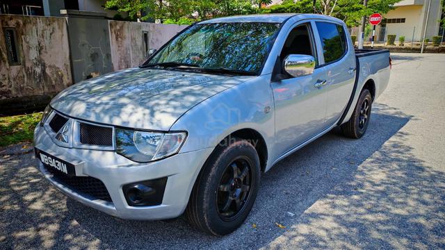 2015 Mitsubishi TRITON 2.5 LITE KA4TNJNMFR (M) - 1