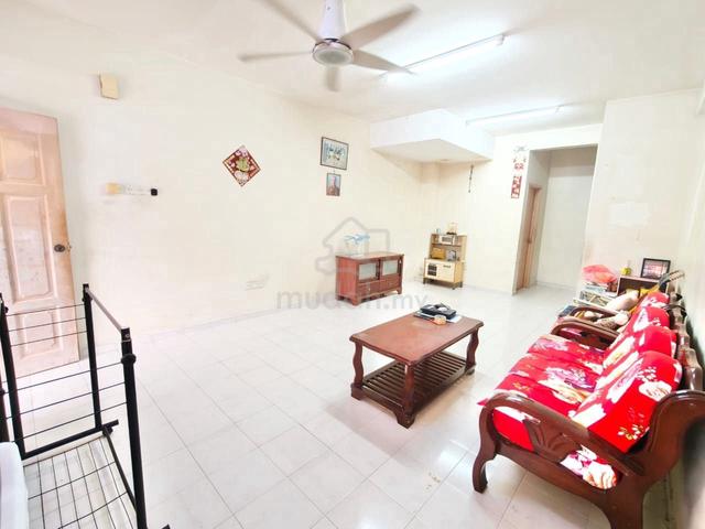 Taman Pulai Indah Double Storey Terrace For Sale 1