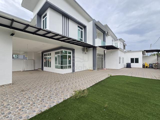 Kulai @ Taman Impiana Kelapa Sawit Double Storey Semi D Corner ForSale 1