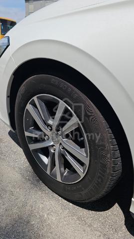 2022 Honda CIVIC 1.5 E (A) - 4