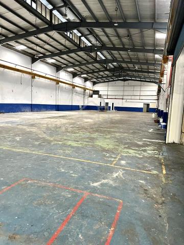 1.2 acres/1.5 storey Detached Factory/Medium Industrial/1200 Amp/Senai 1