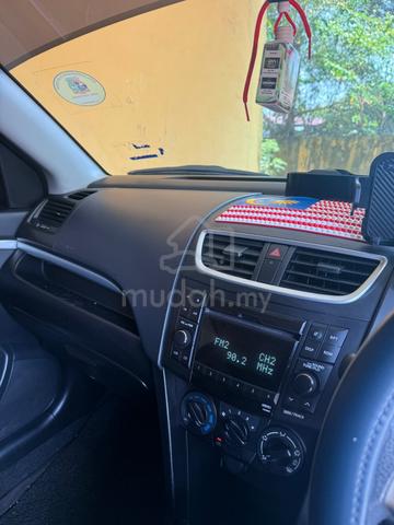 2015 Suzuki SWIFT 1.4 GL MY2013 FACELIFT (A) - 5