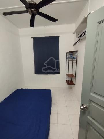 Room for rent 1