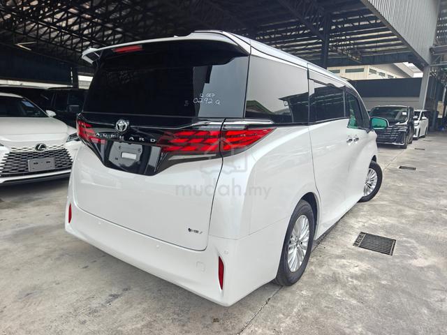 2025 Toyota Alphard 2.5 Hybrid 5A 8Seater 2 P/Door - 2