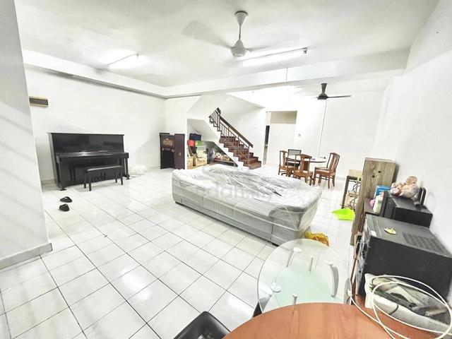Bandar putra kulai jalan Nuri 1