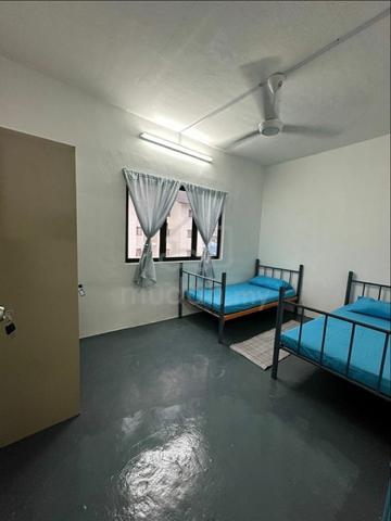 Bilik Perempuan Flat Taman Gembira 1
